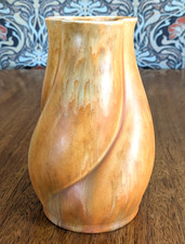 British 20th Century Art Deco Drip Glaze Ceramic Art Pottery Vase Beswick Ciro