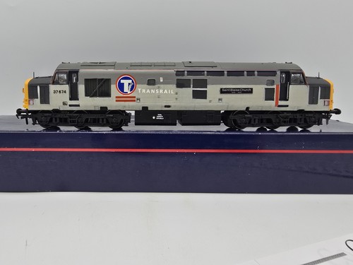 6988 bachmann class - 37, diesel