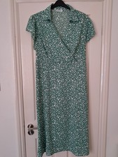 NIGHTINGALES GREEN WHITE S/S