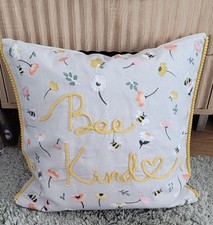2 Cushion Covers Embroidered