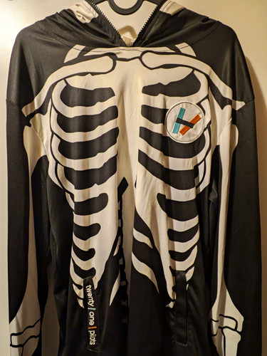 Twenty one pilots skeleton - twenty,
