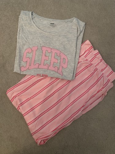 Women pink pyjamas - pyjamas, sleep