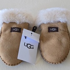 NEW UGG SIZE 2-4 UNISEX KIDS