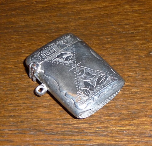 Antique solid silver vesta - antique,