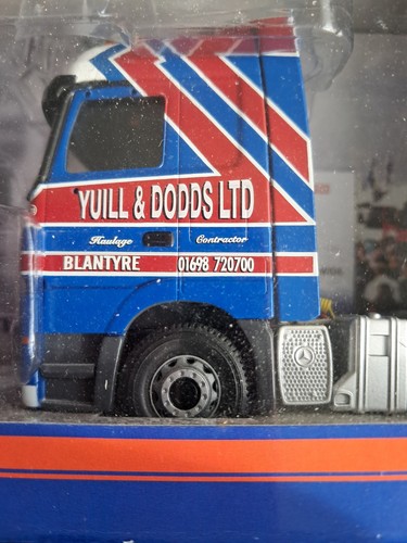 Corgi modern truck - corgi,