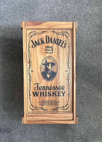 Jack daniel wooden - jack, daniel’s