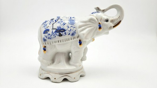Vintage blue white ceramic - blue,