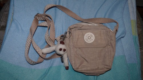 Kipling beige hand - bag, new