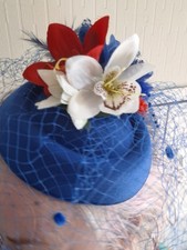 Red white blue flowers - red,