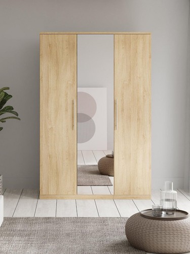 Prague door mirrored - prague,