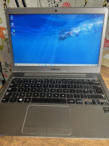 Samsung laptop 530u ultrabook - samsung,