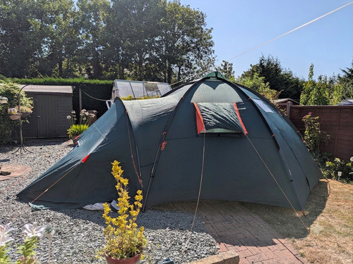Euro hike welland green cabin - hike,