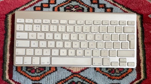 Apple magic wireless keyboard - wireless,