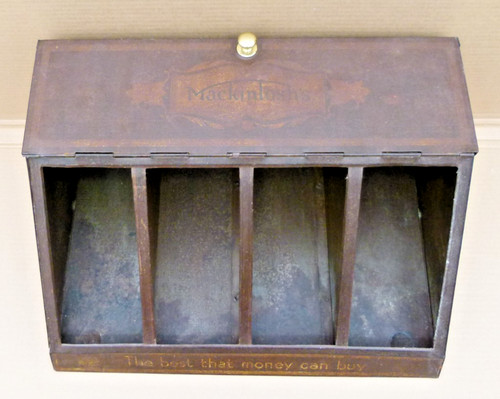 Antique mackintosh toffee - mackintosh's,