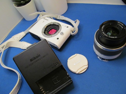 Nikon 1mp digital - 10.1mp,