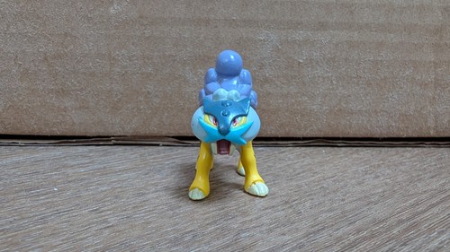 Raikou tomy pokémon figure - raikou,