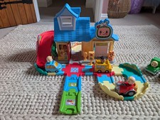 VTech Toot-Toot Drivers Cocomelon JJ's House Track Set with Vehicle Sounds