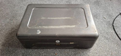 Lockable metal deed tin - metal,