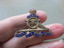 ANTIQUE VINTAGE EDWARDIAN ROYAL ARTILLERY GOLD TONE ARMY BADGE SWEETHEART BROOCH