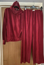 VINTAGE RETRO 2 PIECE TRACKSUIT LONGE SET RED VELVET MARINA KANEVA 14 STRAIGHT 