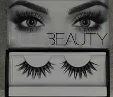 Huda Beauty Classic False Lash