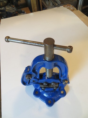 Record 92c pipe - pipe, vice