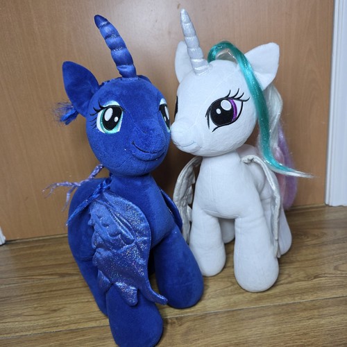 Build bear little pony - little,