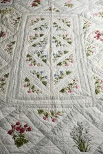 Single Bed Floral Quilt Bedspread