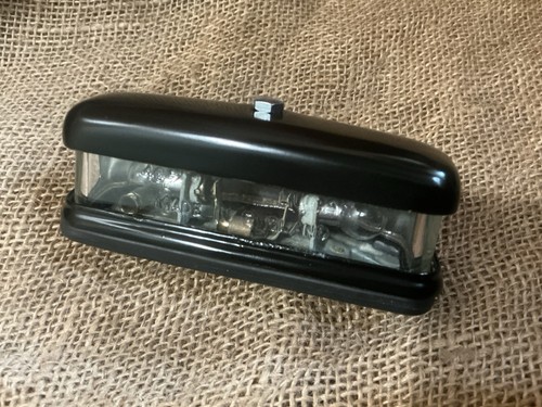 Early black lucas - l467, twin