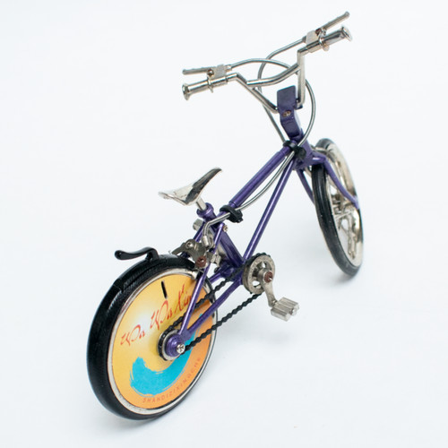 Purple bicycle vintage - purple, table