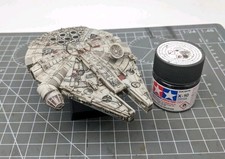 Revell 1:241 MILLENNIUM FALCON MODEL KIT STAR WARS built model kit for display 