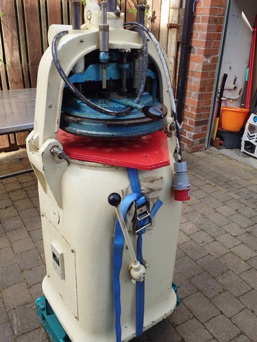 Dough divider rounder - dough,