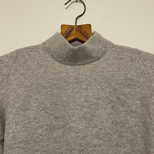 Autograph size medium - autograph,