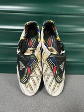 Adidas Predator Powerswerve