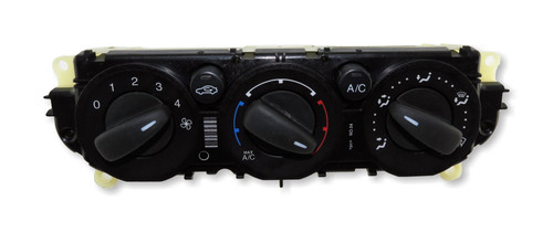 Cj5t 19980 ford focus - cj5t-19980-ae,