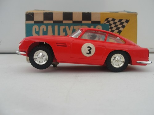 Scalextric aston martin - aston, gt