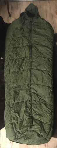 British army arctic sleeping - arctic,