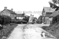 Azy village pub - village, ansty