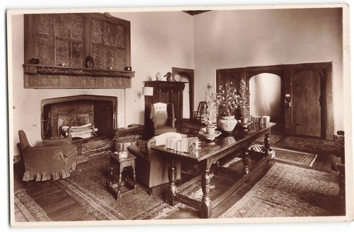 Traditional front room lounge