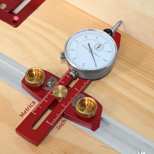 Table saw alignment gauge - table,