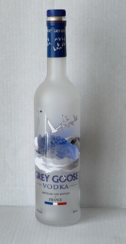 Grey goose vodka frosted - grey,