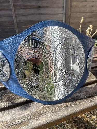 Wwe authentic replica - wwe,