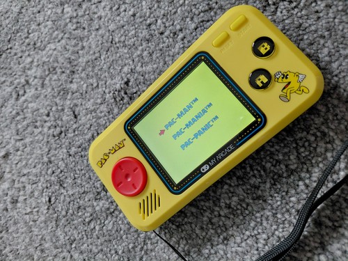 Pac man arcade pocket - man,