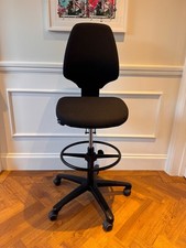 RH LOGIC / ACTIV 220 ERGONOMIC