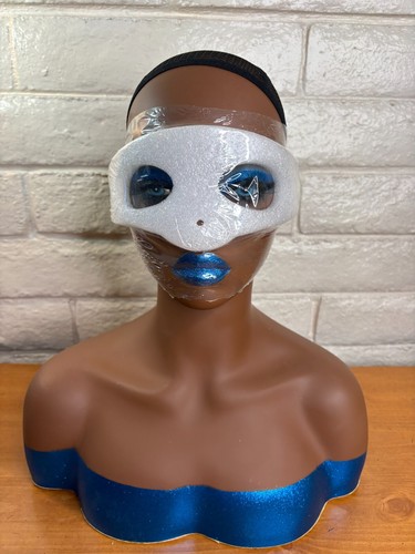 Mannequin head with - mannequin,
