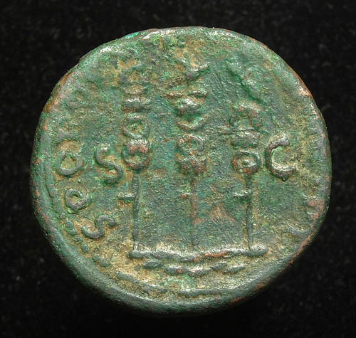 Trajan q r - trajan,