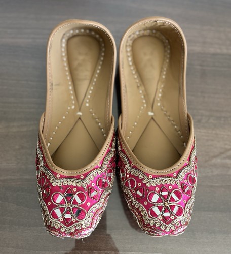 Fuchsia pink embroidered - fuchsia,