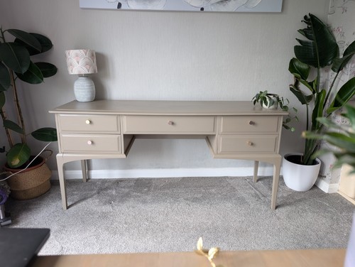 Stag minstrel drawer desk - stag,