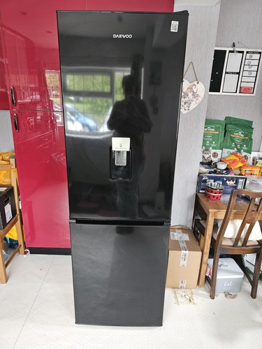 Good quality fridge - , freezer