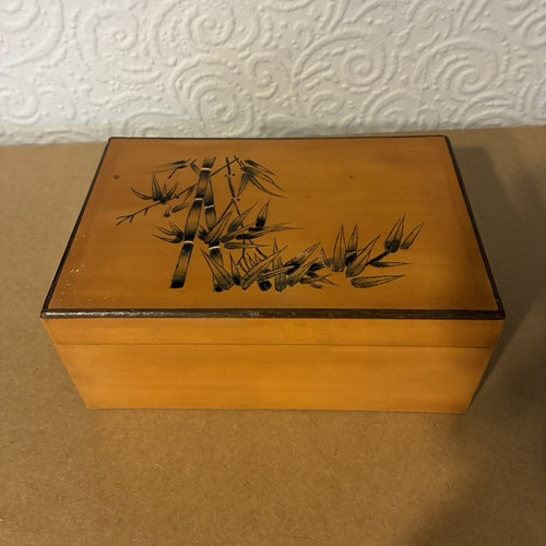 Vintage chinese lacquered - chinese,